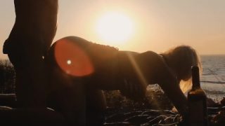 Amateur Porn Hot Blonde Fucked On Beach At Sunset Part2